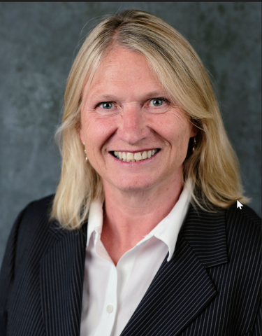 joanne sanders headshot